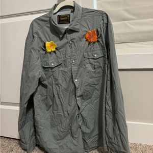 Howler Brothers Mens’s XL, never worn, just wrinkly and was too big for me